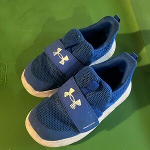 Underarmour Boys Blue Shoes